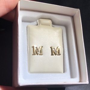 Cubic Zirconia 10k gold stud earrings (“M”)